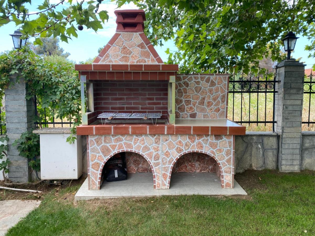 Beachfront Cottage Nea Triglia Ngoại thất bức ảnh